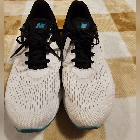 New Balance FuelCell Vizo Pro Run - Picture 2 of 5